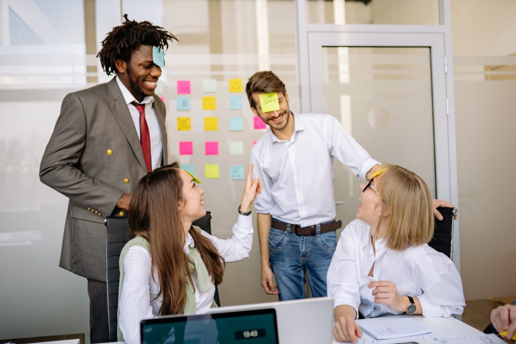 Métodos modernos para un mejor ambiente laboral
